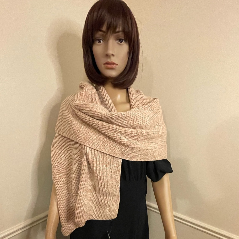 NEW Sweaty Betty Merino Wool-blend Scarf in Vanilla White
